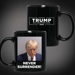 Official Trump Never Surrender Mug
