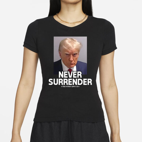 Trump Mugshot Never Surrender Unisex Classic T Shirts